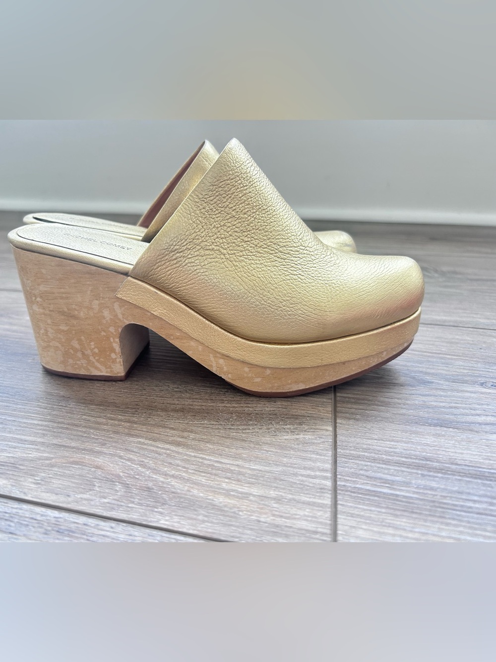 Rachel Comey Bose Clogs gold size 6